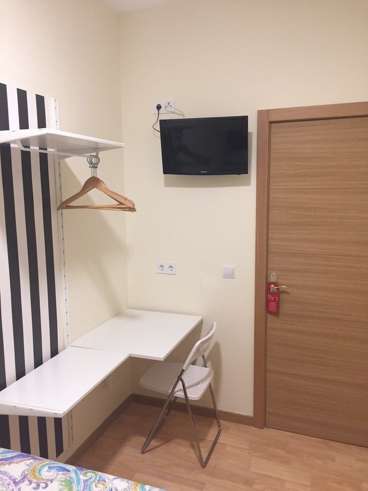 Hostal Jq Madrid 1 Zewnętrze zdjęcie
