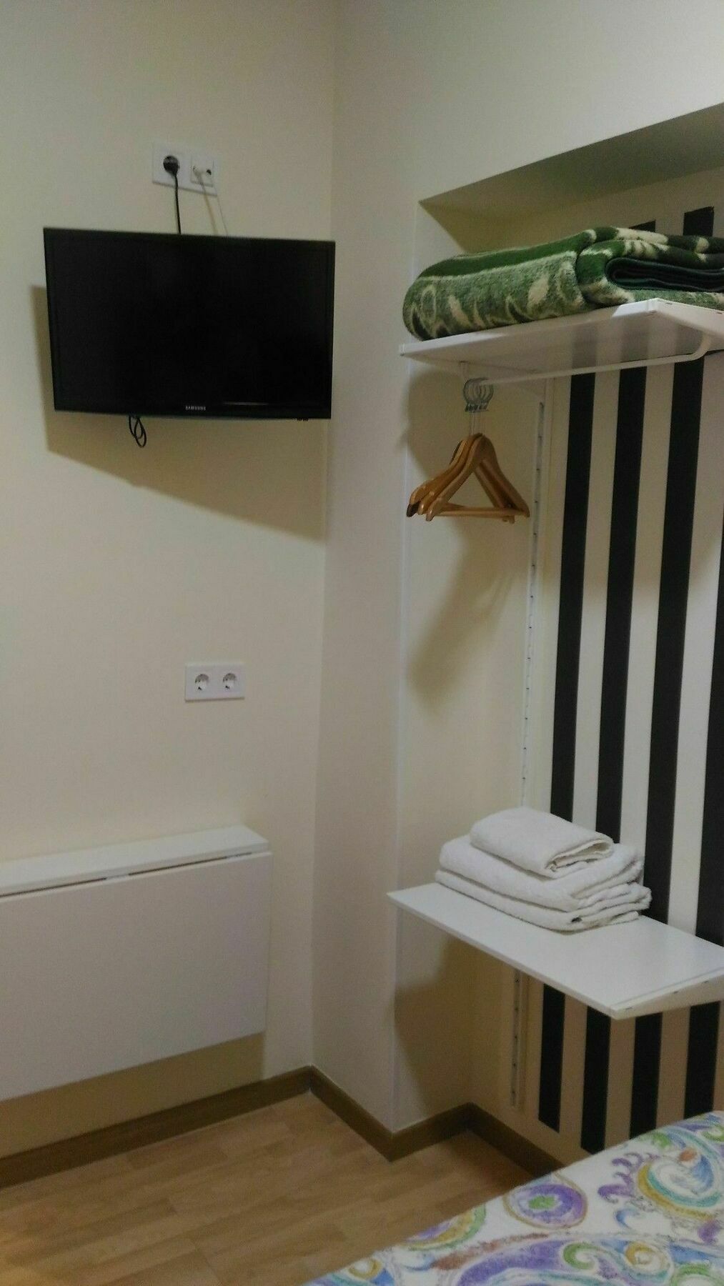 Hostal Jq Madrid 1 Zewnętrze zdjęcie