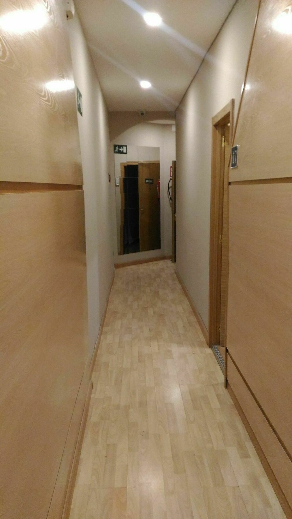 Hostal Jq Madrid 1 Zewnętrze zdjęcie